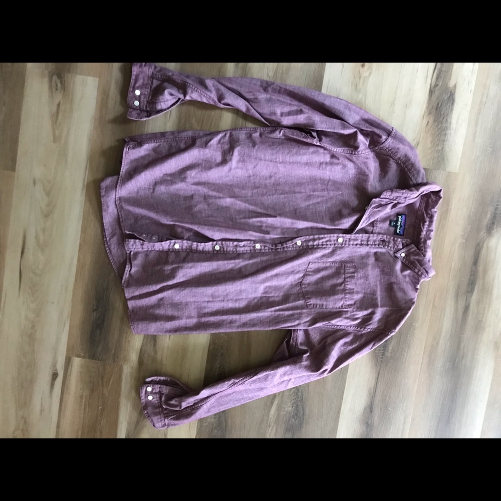 Men’s XL Patagonia Long Sleeve Button-Up